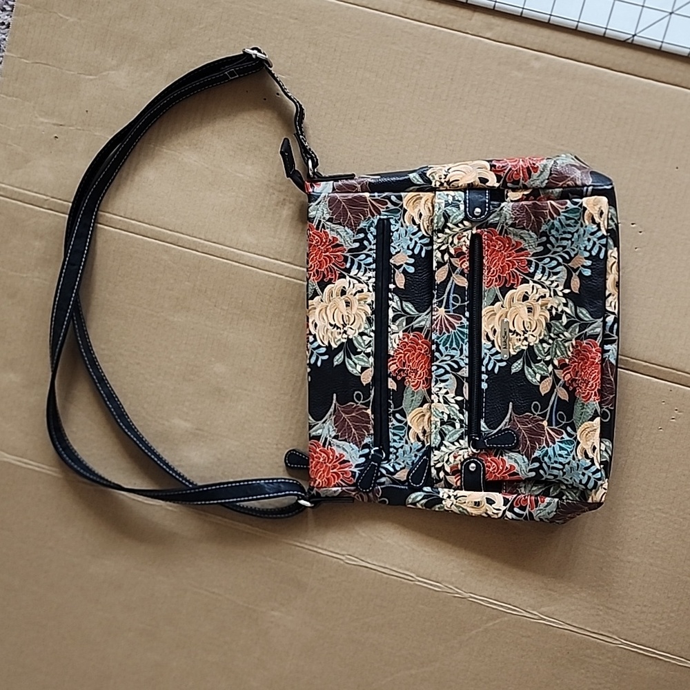 MultiSac Lorraine black floral crossbody purse